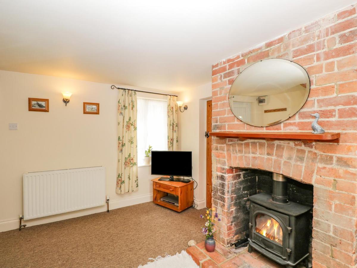 Parkfield Cottage Sturminster Marshall Exterior foto